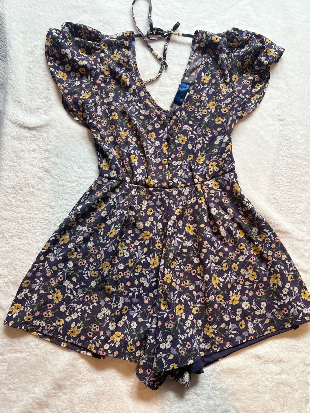 Francesca's Collections Floral Tie-Back Romper